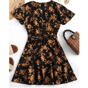 Black floral dress w/ waist tie & ruffle sleeves